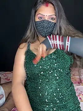 Indian AvaAddams online show from 10.28.25