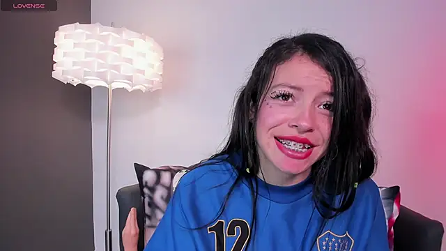 Snapshot of miss_canndy chatting on 12.11.24 miss canndy online show from 12.11.24