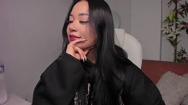 Lulu Sakura  online show from 01.19.25