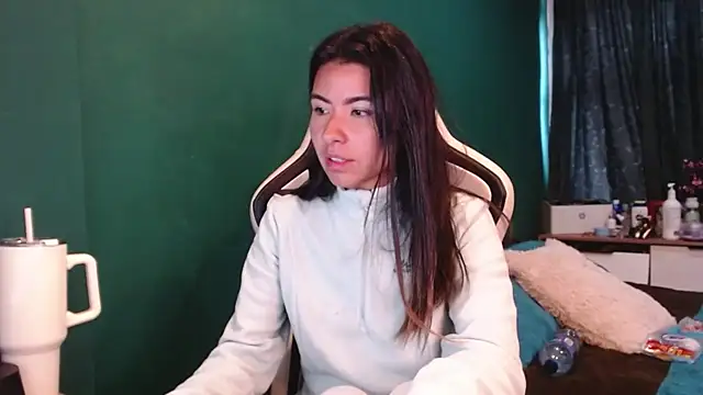 Snapshot of alice_middlee chatting on 02.23.26 alice middlee online show from 02.23.26