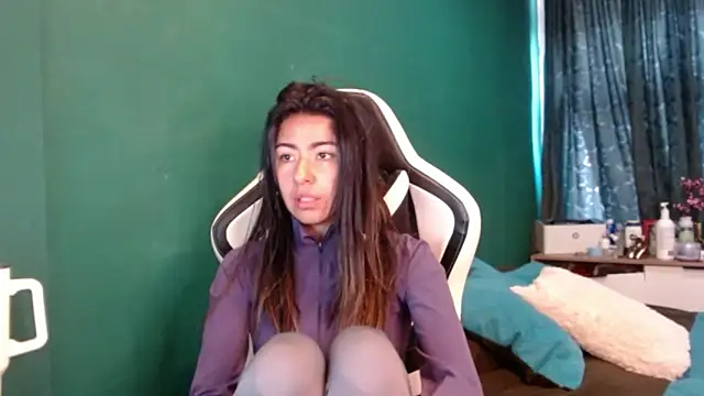 Snapshot of alice_middlee chatting on 02.27.26 alice middlee online show from 02.27.26