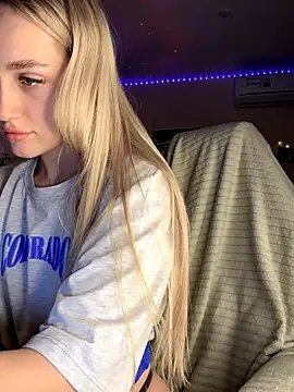 Good  Girl  online show from 09.16.25