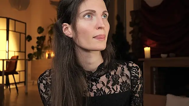 yulladao online show from 11.29.25