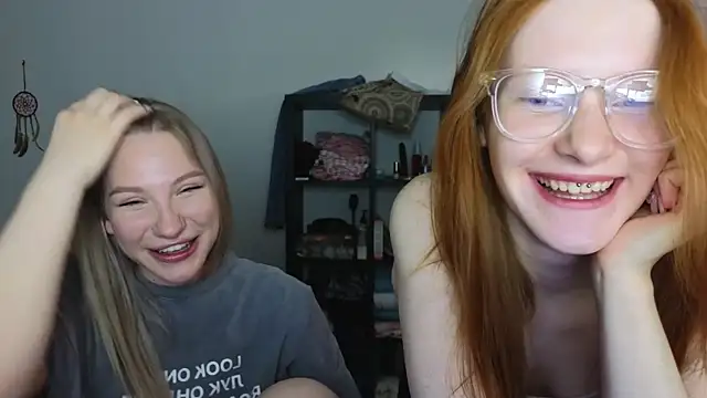 MiaKeler online show from 03.13.25