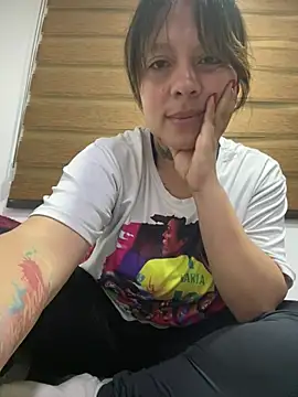 Bruja lu online show from 01.18.25