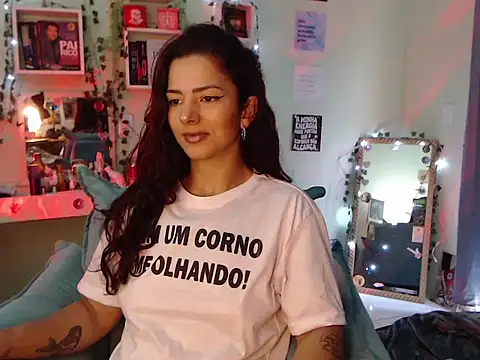 Snapshot of BeellyDance chatting on 10.06.25 BeellyDance online show from 10.06.25