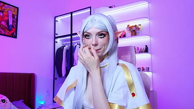 HolliWould  online show from 03.18.26