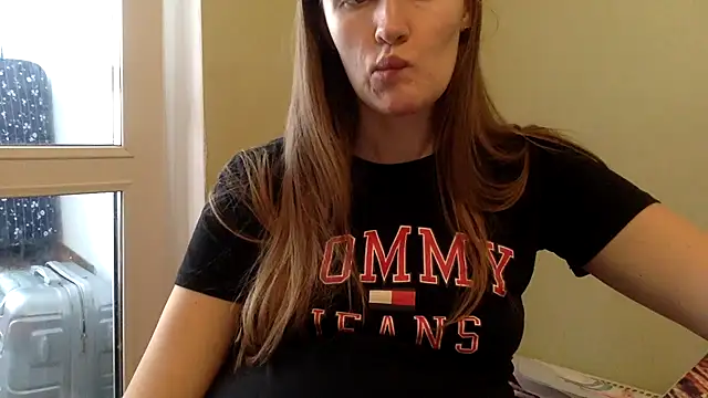 vanessa4you online show from 01.30.25