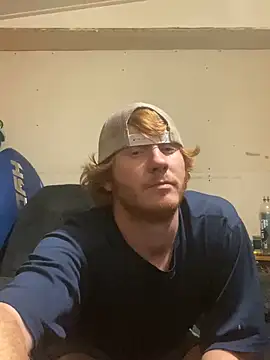 Snapshot of hottestcouplevaa chatting on 12.10.24 hottestcouplevaa online show from 12.10.24