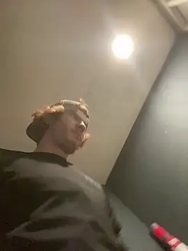 Snapshot of hottestcouplevaa chatting on 01.14.25 hottestcouplevaa online show from 01.14.25