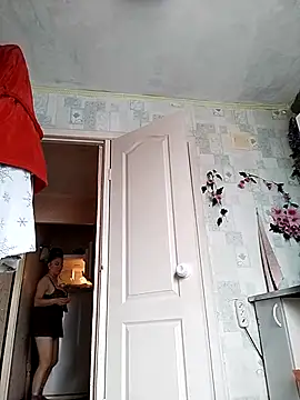 Snapshot of lindaledi2 chatting on 03.15.25 lindaledi2 online show from 03.15.25