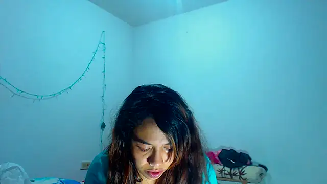 Snapshot of AmaraRoberts420 chatting on 12.07.24 AmaraRoberts420 online show from 12.07.24