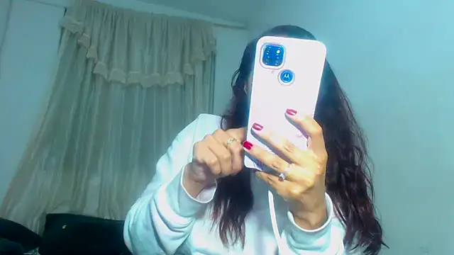 Snapshot of AmaraRoberts420 chatting on 01.03.25 AmaraRoberts420 online show from 01.03.25