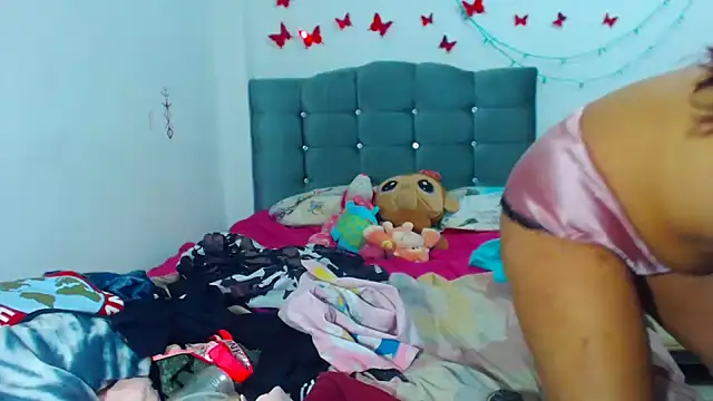 Snapshot of AmaraRoberts420 chatting on 01.16.25 AmaraRoberts420 online show from 01.16.25