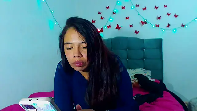 Snapshot of AmaraRoberts420 chatting on 01.17.25 AmaraRoberts420 online show from 01.17.25