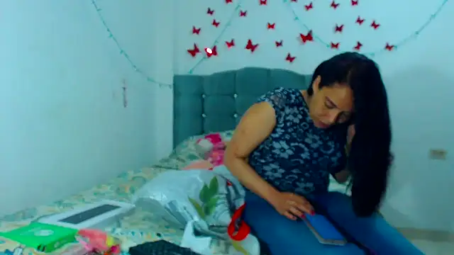 Snapshot of AmaraRoberts420 chatting on 01.23.25 AmaraRoberts420 online show from 01.23.25