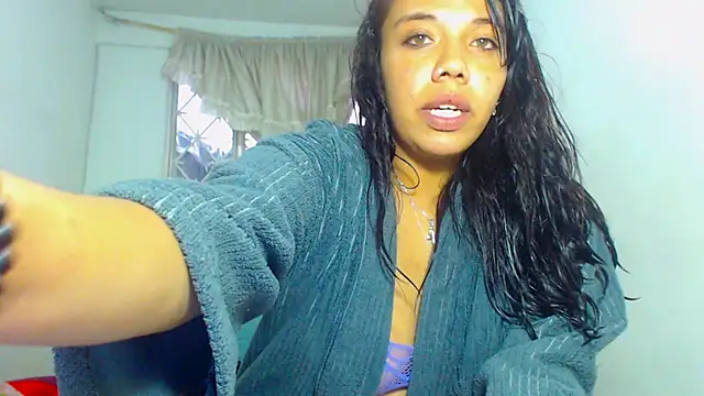 Snapshot of AmaraRoberts420 chatting on 03.15.25 AmaraRoberts420 online show from 03.15.25