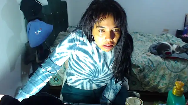 Snapshot of AmaraRoberts420 chatting on 10.01.25 AmaraRoberts420 online show from 10.01.25