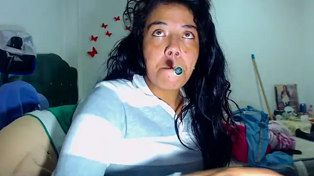 Snapshot of AmaraRoberts420 chatting on 11.09.25 AmaraRoberts420 online show from 11.09.25