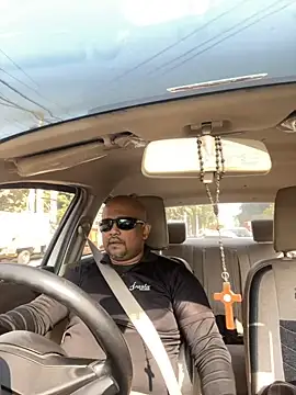 Dick 6inches online show from 11.07.25