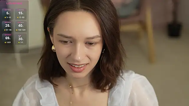 Snapshot of VivianLy_ chatting on 01.29.25 VivianLy  online show from 01.29.25