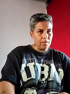 Yessi rousse online show from 10.15.25