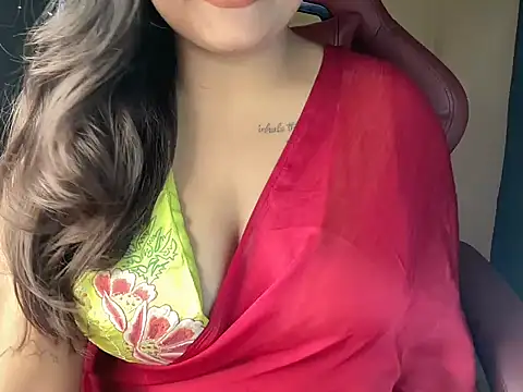 Snapshot of shanayaaa_1 chatting on 01.12.25 shanayaaa 1 online show from 01.12.25