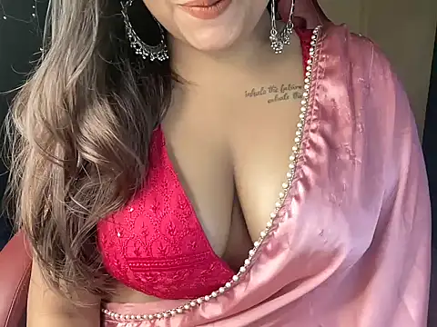 Snapshot of shanayaaa_1 chatting on 02.09.25 shanayaaa 1 online show from 02.09.25