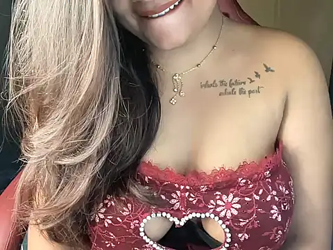 Snapshot of shanayaaa_1 chatting on 02.21.25 shanayaaa 1 online show from 02.21.25