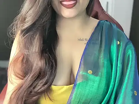 Snapshot of shanayaaa_1 chatting on 11.10.25 shanayaaa 1 online show from 11.10.25