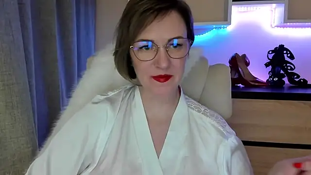 Snapshot of feliziaDesire chatting on 02.09.26 feliziaDesire online show from 02.09.26