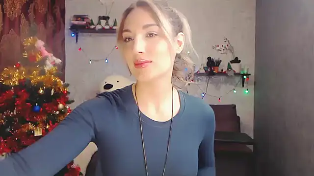 Snapshot of MillaXQueen chatting on 01.06.25 MillaXQueen online show from 01.06.25