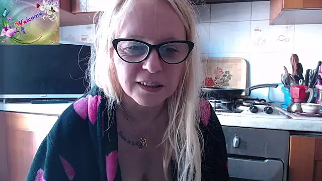 martachatte online show from 09.15.25