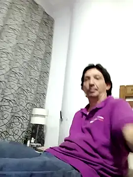 Snapshot of Pacobakan042 chatting on 10.21.25 Pacobakan042 online show from 10.21.25