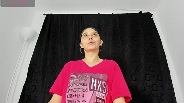 Snapshot of ice_grace chatting on 02.08.25 ice grace online show from 02.08.25