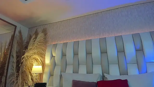 Rebeca jones online show from 03.31.26