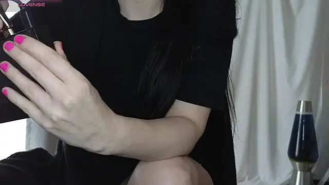 Mia G0ld online show from 01.09.26