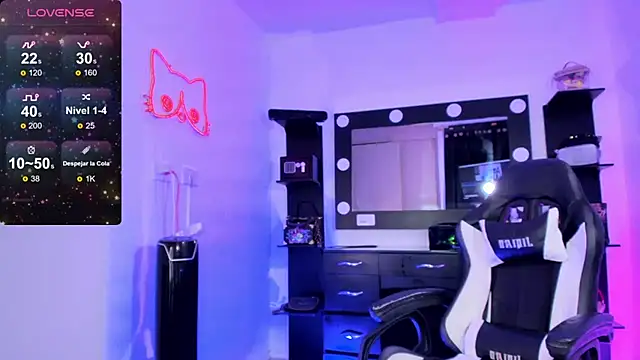 miss kitty online show from 02.13.25