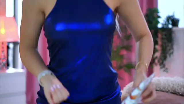 ArtTeasee online show from 01.04.25