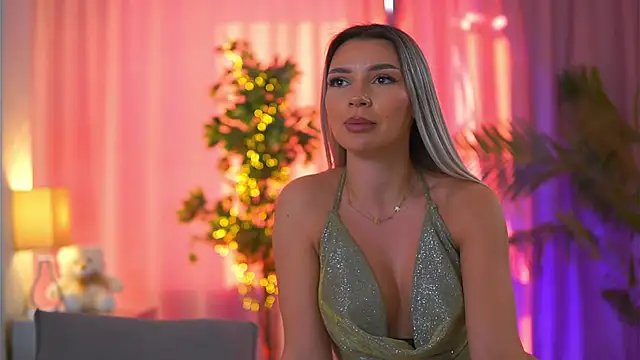 ArtTeasee online show from 03.22.25