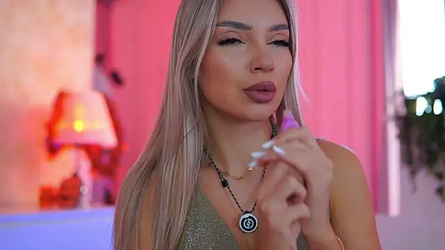 ArtTeasee online show from 11.03.25