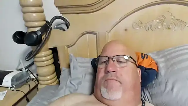 Snapshot of Bigbear0563 chatting on 06.24.26 Bigbear0563 online show from 06.24.26