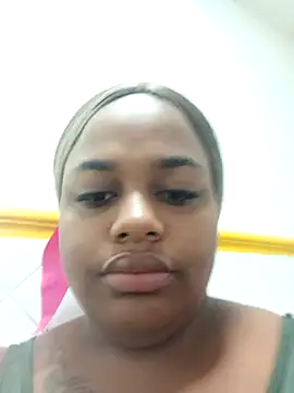 Snapshot of KiaraBrownn chatting on 03.06.25 KiaraBrownn online show from 03.06.25