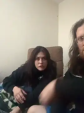 Geeznuts19 online show from 11.28.25