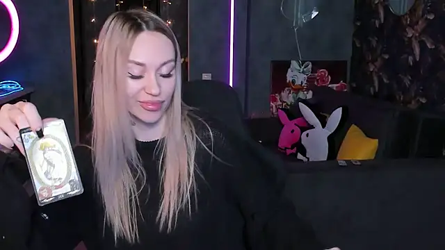 Blckmirrorr online show from 12.21.25