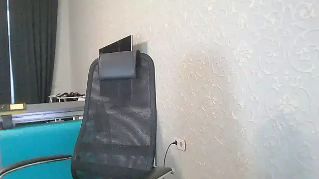 Marselle Laker online show from 02.02.25