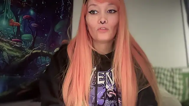 Snapshot of FRRANNKIE chatting on 02.02.26 FRRANNKIE online show from 02.02.26