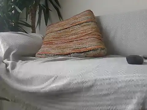 reslerkek31 online show from 10.26.25