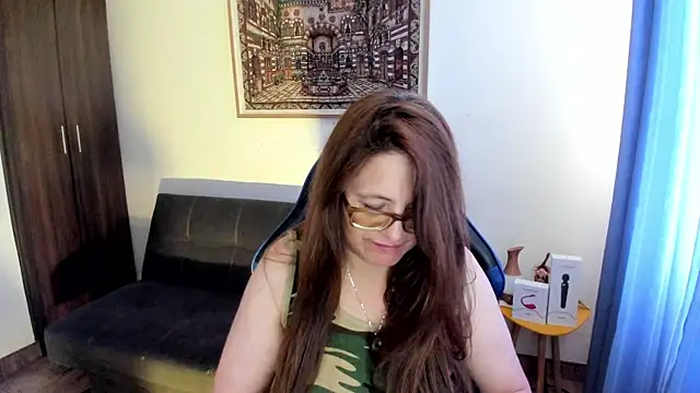 Ivette Shaira online show from 04.08.26