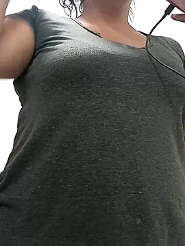 Morenitha-XXX online show from 01.25.25